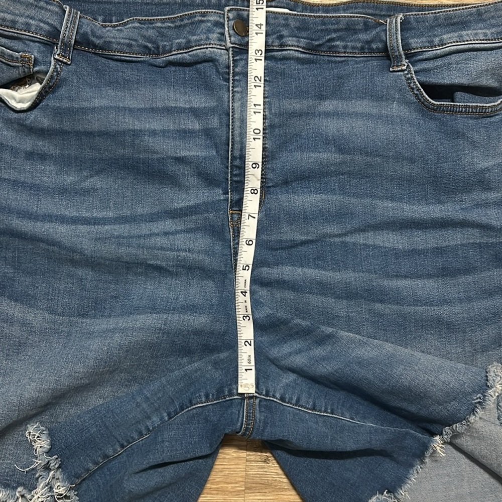 NINE WEST Bermuda Jean Shorts - Picture 4 of 8